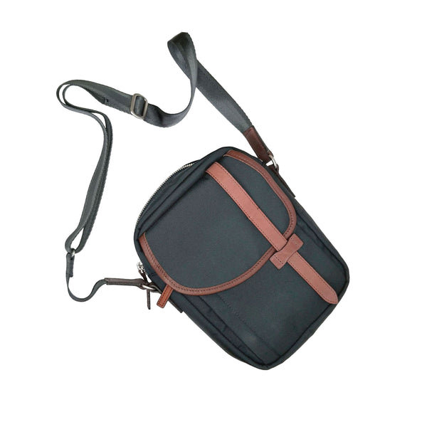 豊岡製／日本製／国産／ナイロン製／ショルダーバッグ／薄型／細マチ