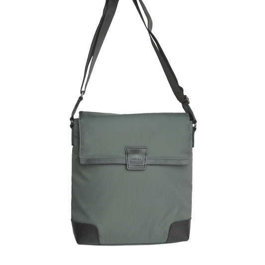 【EC限定】海外製／撥水／テフロン加工／タテ型／ナイロン製／カブセショルダーS／グレー色／126023【在庫限り】