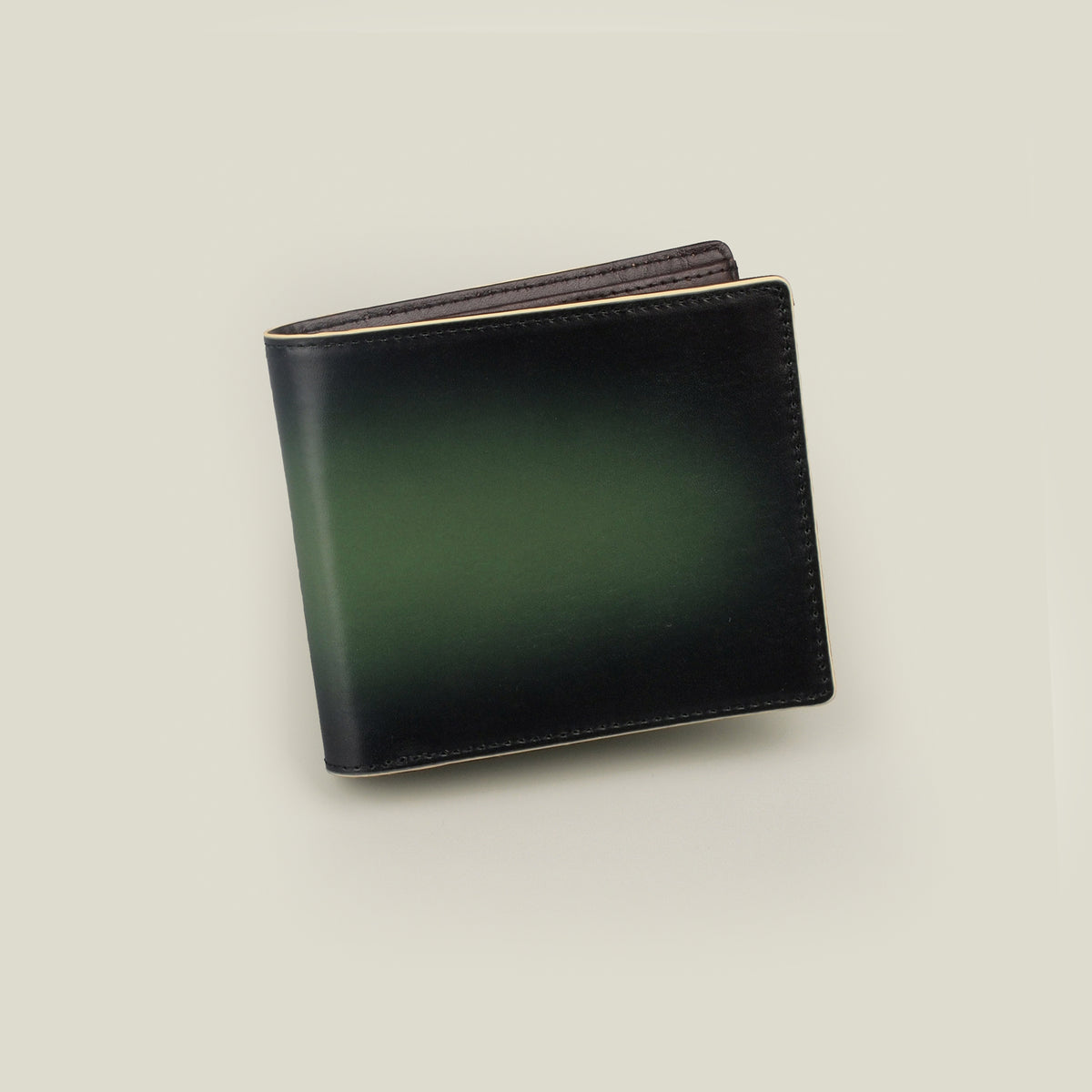 【訳アリ品】海外製／牛革／レザー／革財布／二つ折り財布／小銭入付／BOXコイン／グリーン／緑色／154015