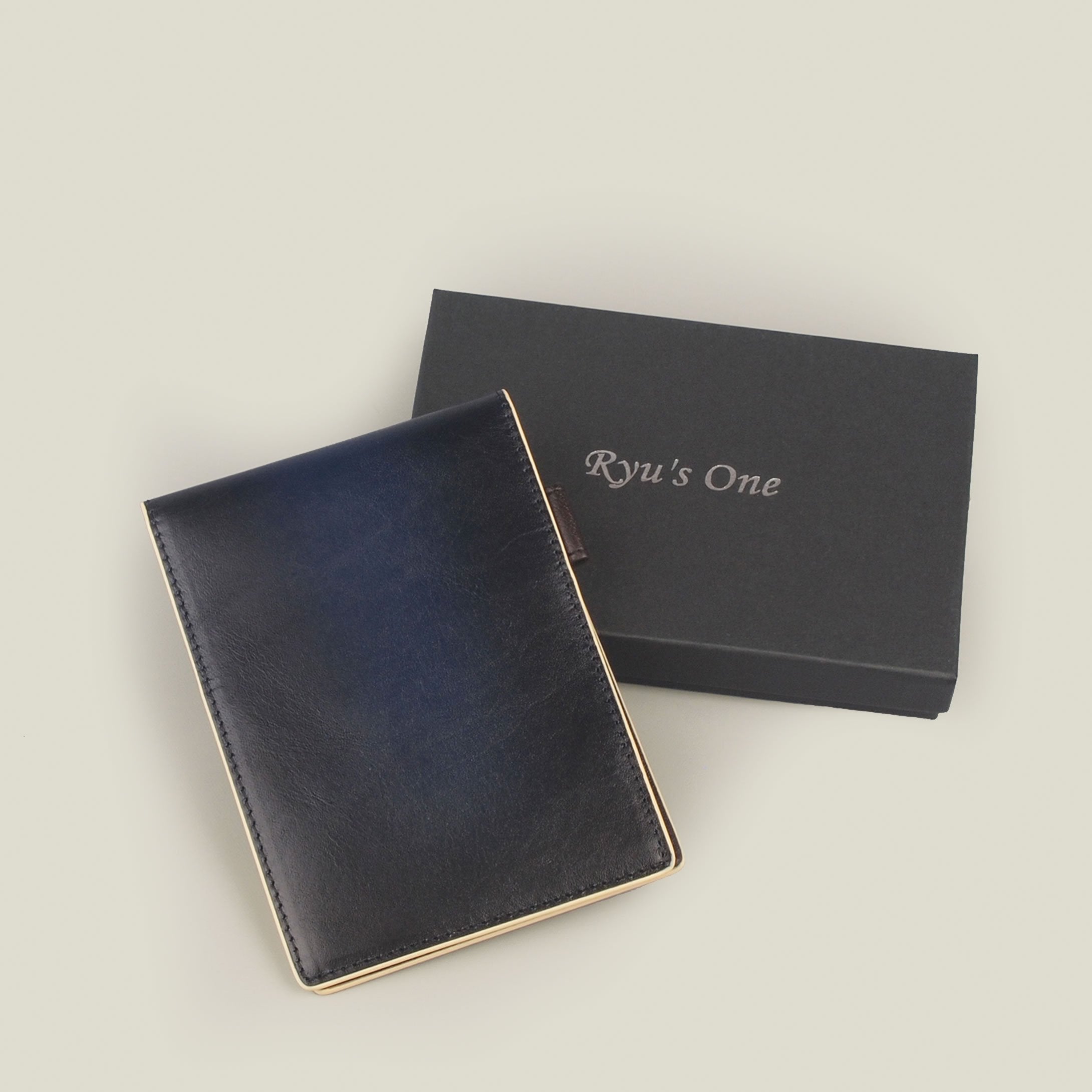 期間限定60％OFF】海外製／牛革／メモ帳／メモカバー／メモ帳カバー