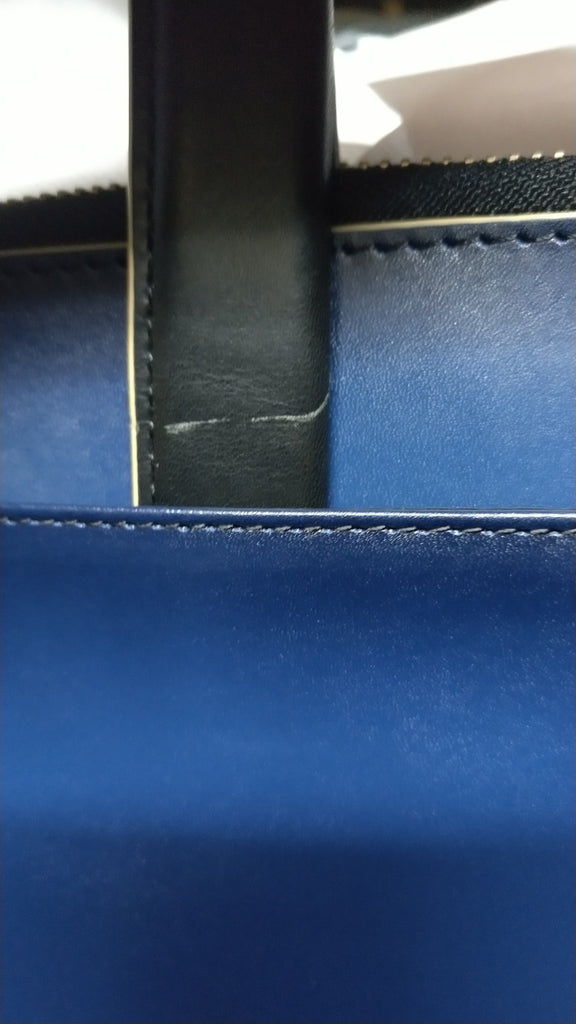 【訳アリ品】海外製／牛革／クラッチバッグ／抜き手／薄い／細い／スリム／154008／ネイビー／紺色