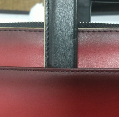 【訳アリ品】海外製／牛革／クラッチバッグ／抜き手／薄い／細い／スリム／154008／レッド／赤色
