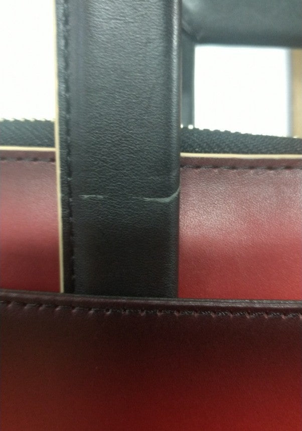 【訳アリ品】海外製／牛革／クラッチバッグ／抜き手／薄い／細い／スリム／154008／レッド／赤色