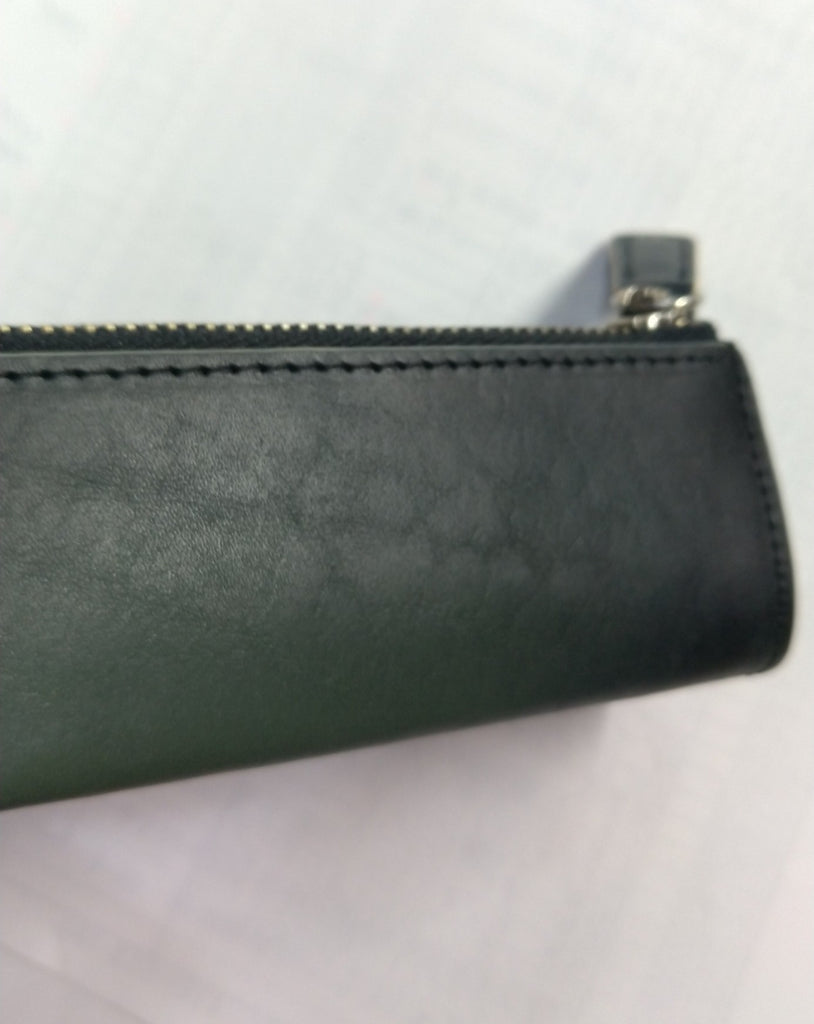 【訳アリ品】海外製／ペンケース／牛革／レザー／ペン少なめ／ギフト／箱入り／2025年ラッキーカラー／グリーン／緑色／RYU'S ONE／GG／154013