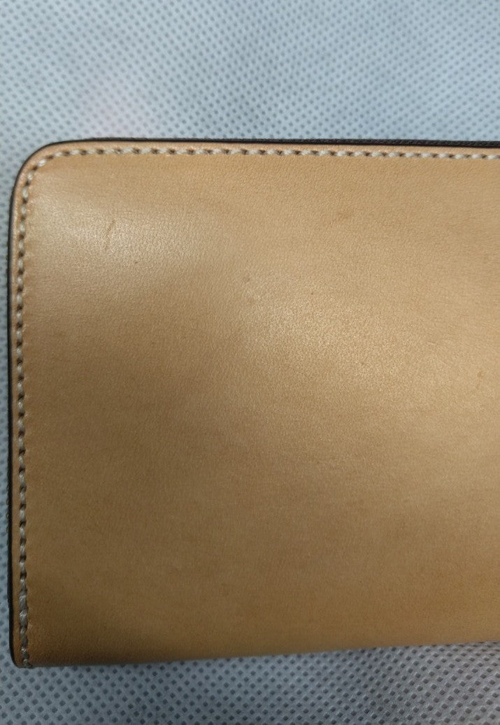 【訳アリ品】海外製／革製／牛革／ヌメ革／イタリアンヌメ／L字ファスナー／ラウンド財布／長財布／内装ネイビー／154065 【生産終了】