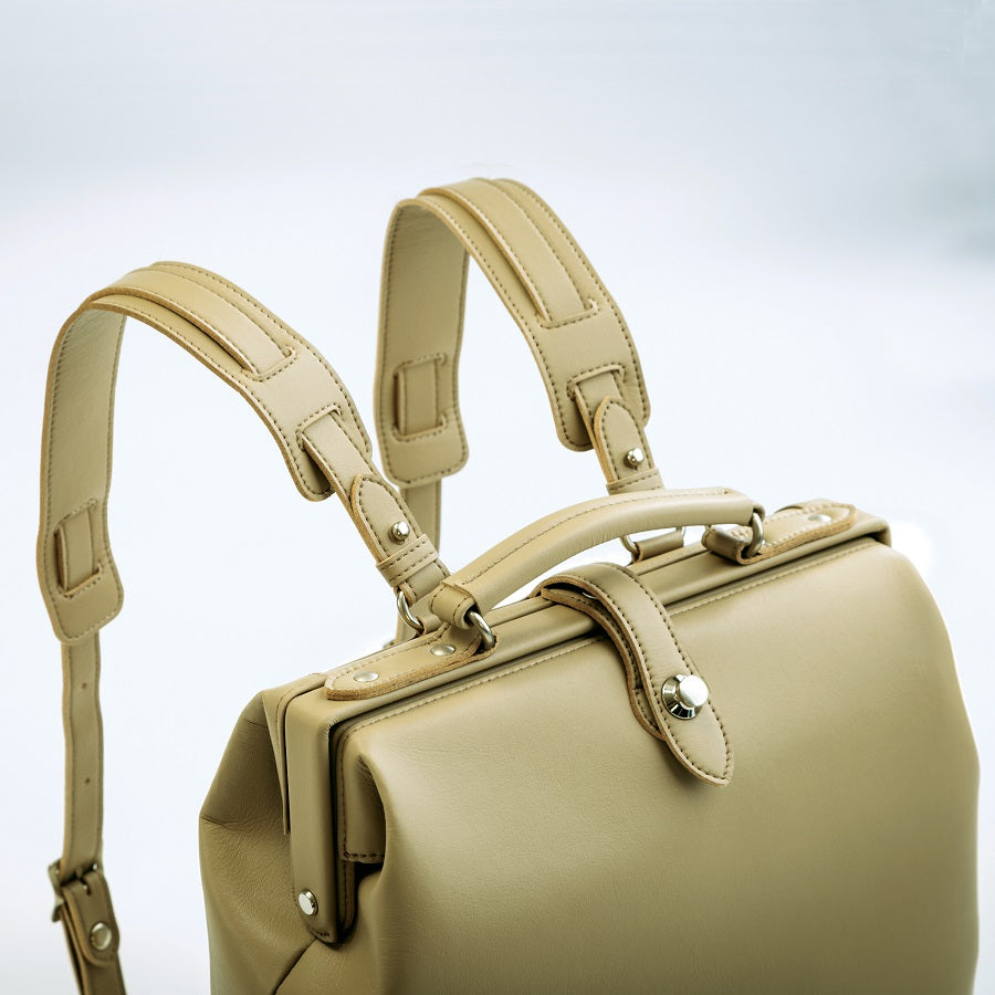 【豊岡鞄®認定品】豊岡製／日本製／国産／人工皮革／竹／間伐竹／ビーガン／リュック／ダレスリュック／ダレス／タテ型／563010／全５色／KANEDAITO【2026年1月末発売予定】