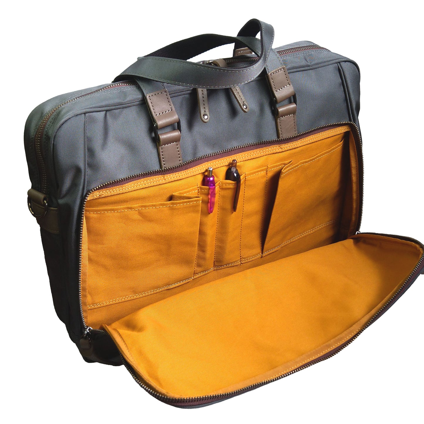 【鎧布】日本製／鎧布／GAIFU／A4ファイル対応／PC対応／2way／40cm／スリム／ビジネス／ビジネスバッグ／１ルーム／キャリー装着可／アウトポケット／557206／Bluffpop【在庫限り】