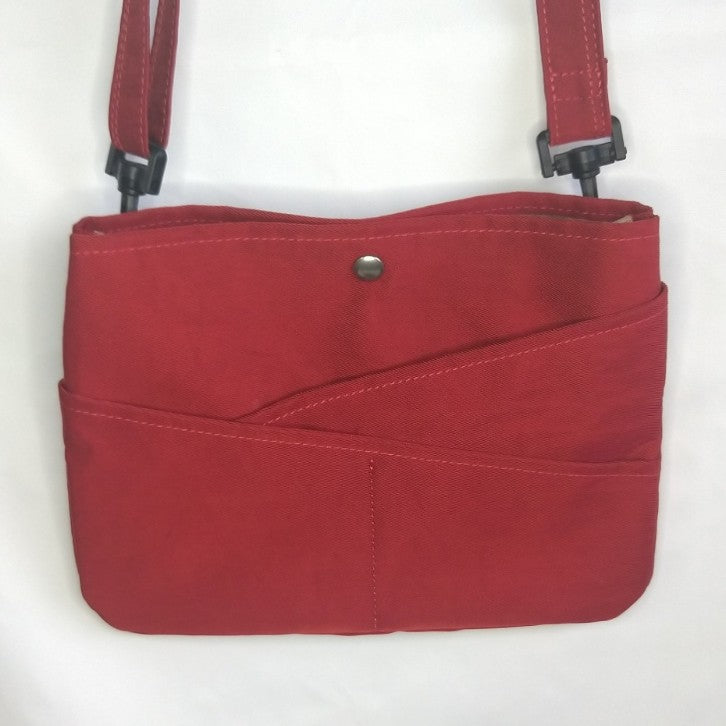 【アウトレット品】豊岡製／日本製／国産／ナイロン／サコッシュ／薄型／軽量／ショルダーバッグ／全３色／671005【EC限定・数量限定】