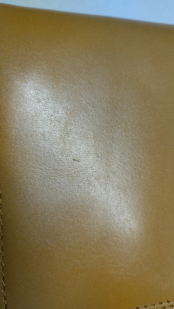 【訳アリ品】日本製／国産／牛革／セカンド／ポーチ／ショルダーバッグ／仕分け／557101／キャメル【在庫限り】