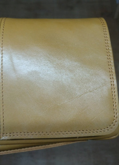 【訳アリ品】日本製／国産／牛革／セカンド／ポーチ／ショルダーバッグ／仕分け／557101／キャメル【在庫限り】