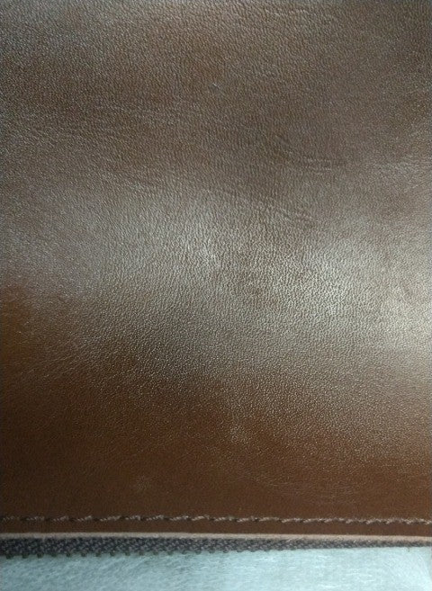 【訳アリ品】日本製／牛革／レザー／口折れショルダー／使いやすい／背面出し入れ可／ブラウン／チョコ色／557102
