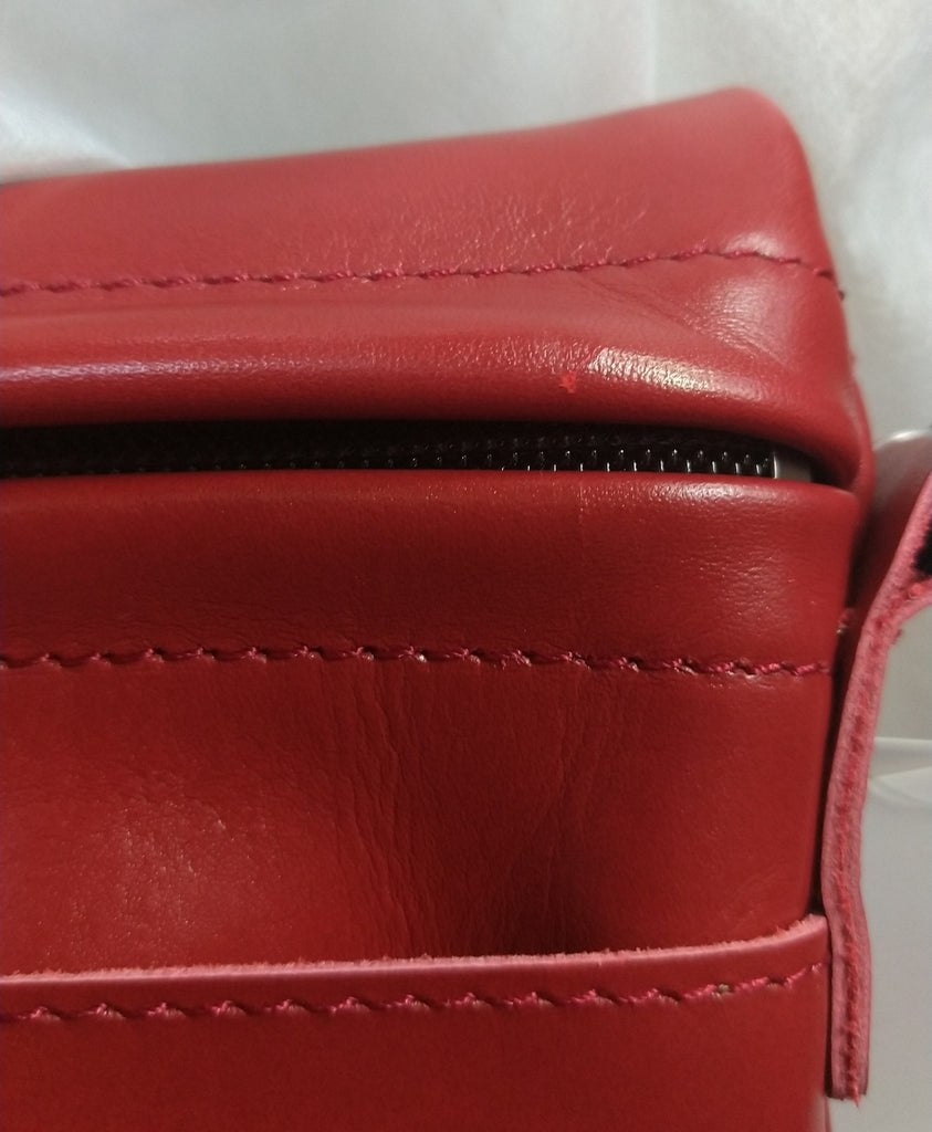 【訳アリ品】日本製／牛革／レザー／ショルダーバッグ／口折れショルダー／A4対応可／男女兼用／赤色／レッド／557102
