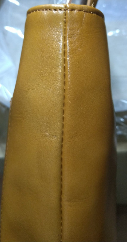 【訳アリ品】日本製／国産／牛革／レザー／革製／ミニマル派／小さめ／普段使い／トートバッグ／小寸／ダウンサイジング／557110／キャメル／Bluffpop