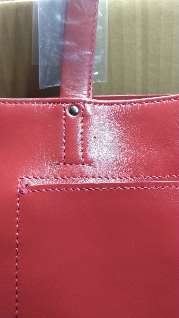 【訳アリ品】日本製／国産／牛革／レザー／革製／ミニマル派／小さめ／普段使い／トートバッグ／小寸／ダウンサイジング／557110／レッド／赤色