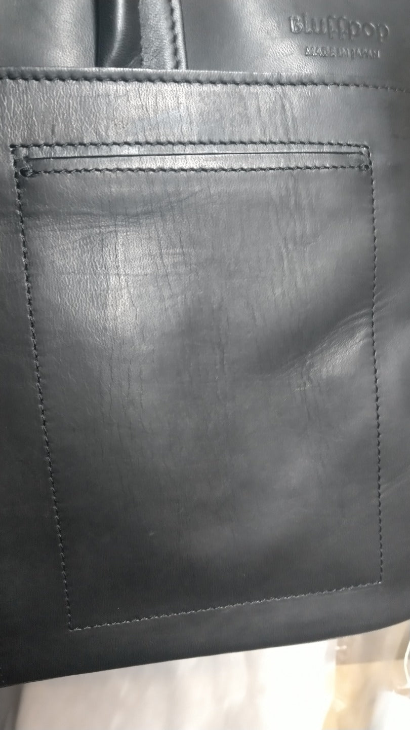 【訳アリ品】日本製／国産／馬革／革／細マチ／薄型／スリム／手提げ／ブリーフ／ブラック／黒色／ 557131【在庫限り】