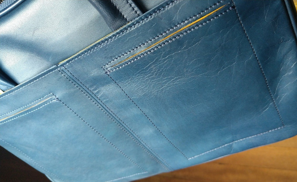 【訳アリ品】日本製／国産／馬革／革／ネイビー／紺色／細マチ／薄型／スリム／手提げ／ブリーフ／ 557131【在庫限り】
