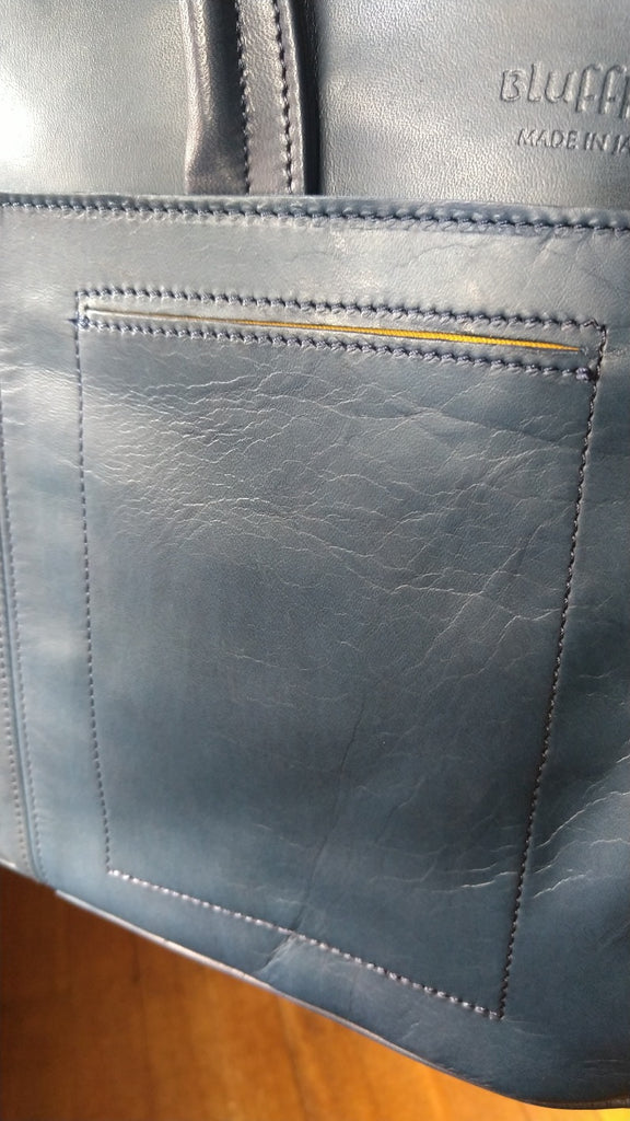 【訳アリ品】日本製／国産／馬革／革／ネイビー／紺色／細マチ／薄型／スリム／手提げ／ブリーフ／ 557131【在庫限り】