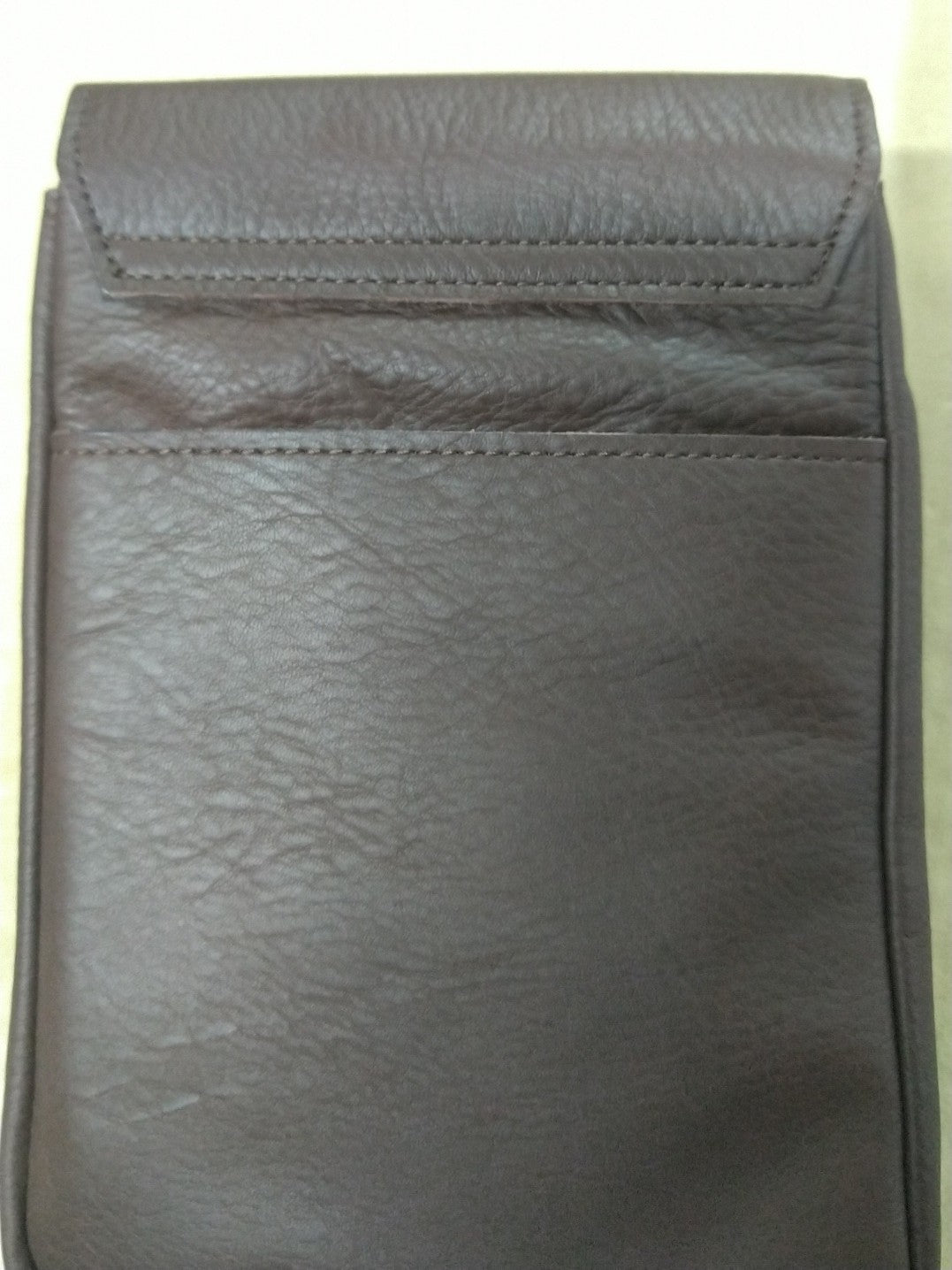 【訳アリ品】日本製／国産／撥水レザー／撥水／牛革／タテ型／スマホショルダー／ミニショルダー／ブラウン／チョコ色／557187