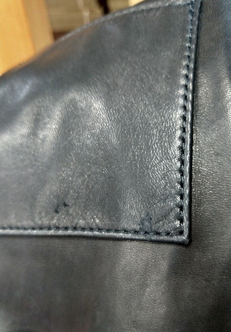 日本製／国産／訳アリ品／馬革／トートバッグ／シンプル／お買い得／ブラック／黒色／男女兼用／557191