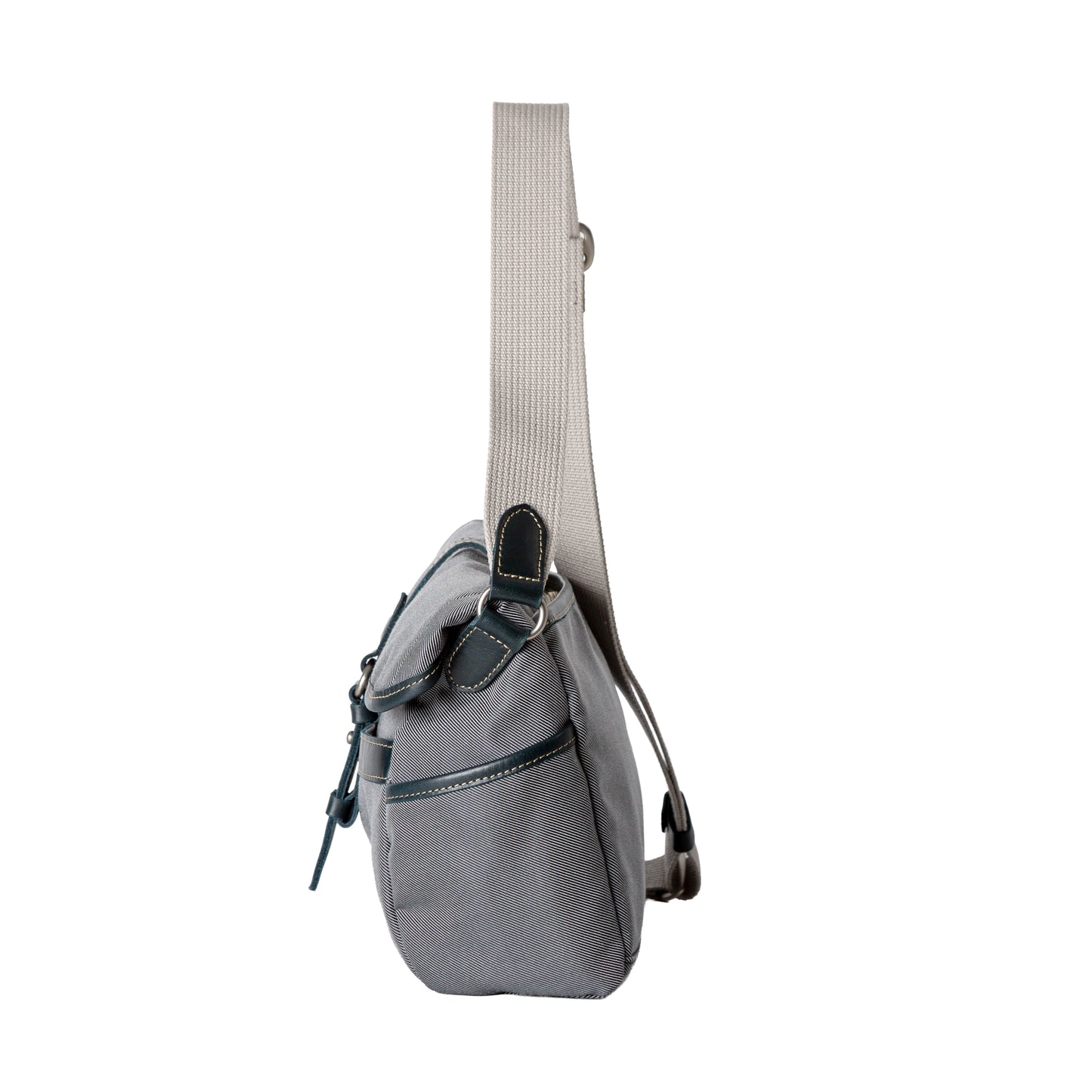 【豊岡鞄 認定品】豊岡製／日本製／国産／漁網／廃漁網／ナイロン製／リサイクル／ショルダーバッグ／ショルダー／Sサイズ／ヨコ型／561010／全３色／KANEDAITO【2026年1月発売】