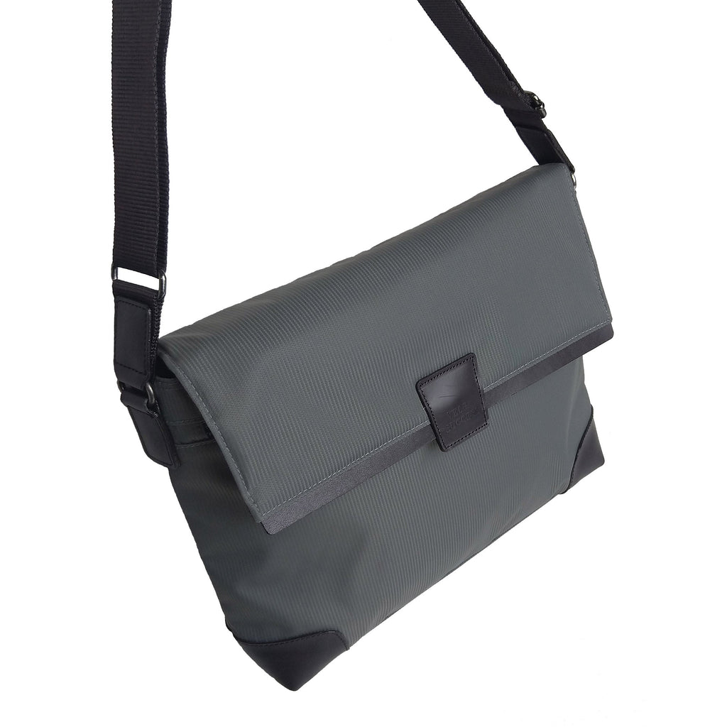 【年末年始セール限定】海外製／テフロン加工／撥水／ヨコ型／カブセショルダーＬ／グレー色／126026【数量限定】