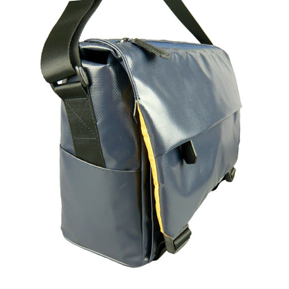 【30%OFF】雨に強い／A4対応／ショルダーバッグＬ／アウトドア／釣り／ブラック／黒色／ネイビー／紺色／VELBA／126013　