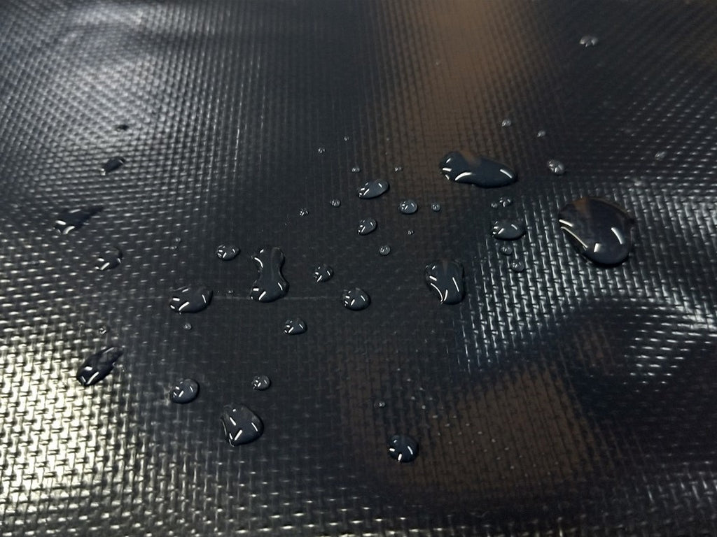 【訳アリ品】海外製／雨に強い／レジャー／釣り／カメラ／ターポリン／B5対応／ショルダーバッグＳ／126012／ネイビー